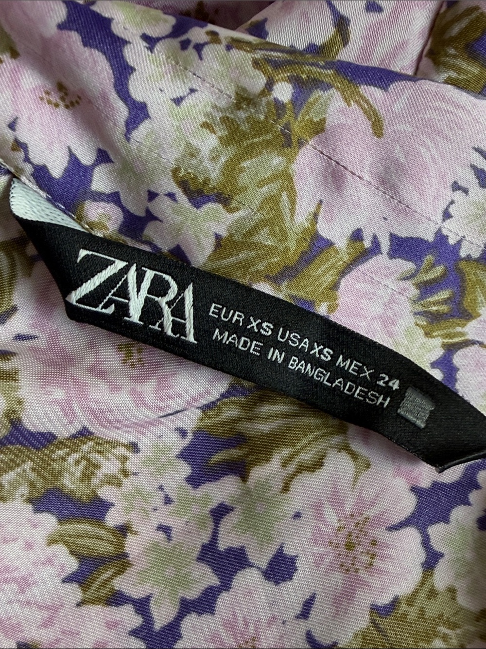 Zara Pink Floral Satin Mini Dress with Green Accents Sz XS - Picture 6 of 13
